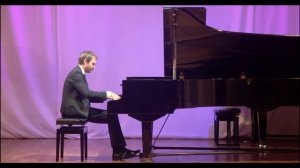 02 Л.-В. Бетховен, Соната № 14 До-диез минор, опус 27 № 2 в трех частях, исп. Филипп Копаческий