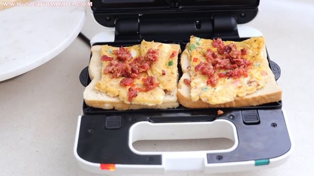 HOW TO MAKE A SANDWICH | Egg + Bacon + Cheese Sandwich | Breakfast Recipe смотреть онлайн