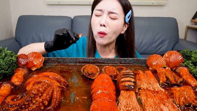 불닭 ? 랍스터 테일 문어 오징어 팽이버섯 먹방  레시피 Lobster Octopus Enoki mushrooms Seafood Boil Mukbang ASMR Ssoyoung