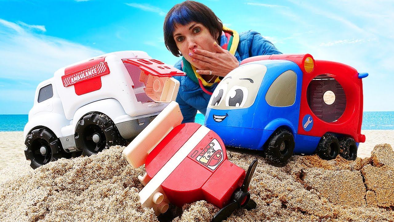 Машинки и Маша Капуки на пляже. Видео для детей Капуки Кануки. Давай почитаем по слогам