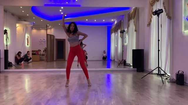 Bachata fusion slow steps with counts | How to learn Ladies Choreo jlo смотреть онлайн