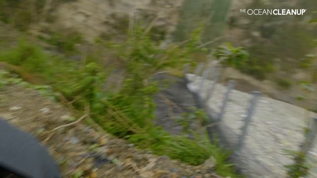 Interceptor Trashfence Stops a Plastic Tsunami in the World’s Most Polluting River (Then Fails) смотреть онлайн