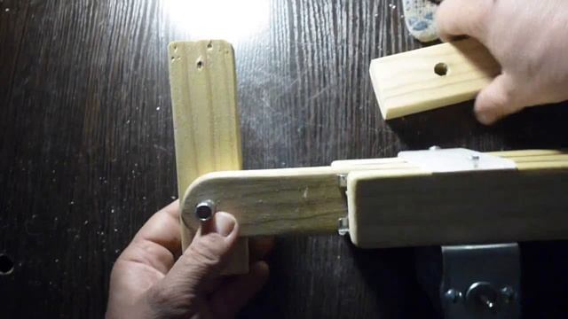 Маятниковая мини циркулярная пила своими руками. Циркулярка. Самоделки. DIY circular saw. #сделайса