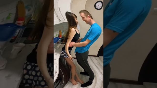 решил угарнуть прикол про волны смотреть онлайн