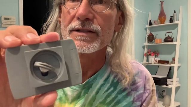 How to attach your Canon 80 D to a tripod смотреть онлайн