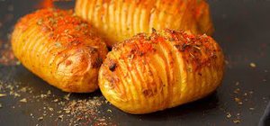 Низкокалорийный запеченный картофель с чесноком для похудения