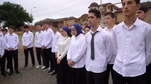 В селе Аллерой открыли мемориальную доску памяти погибшего сотрудника Росгвардии.