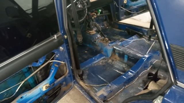 Шумоизоляция ВАЗ 2107 пол и двери