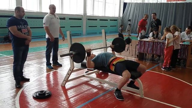 Жим лёжа 55кг на 45 раз смотреть онлайн