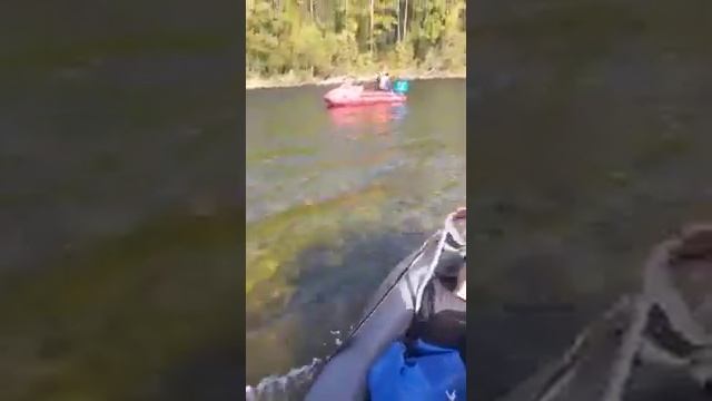 Одинаковые комплекты и загрузка.Разные интейки.Красная лодка вездеход,серая ПроХадимец.Кто быстрей. смотреть онлайн