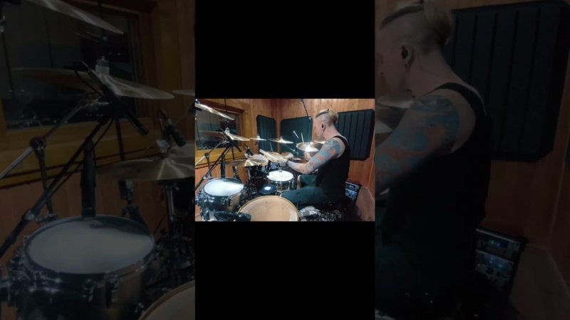 Играю координационный беспредел под трек из олдскулльной игры Unreal.  #shorts #drums #unreal