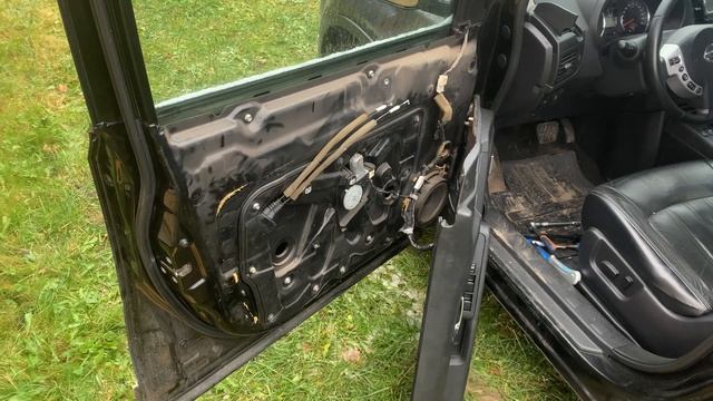 Nissan X-Trail T31 и поломка стеклоподъёмника смотреть онлайн