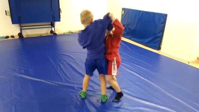 Бондаренко Георгий 6 лет, Долженко Иван 6 лет. смотреть онлайн