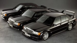 Распаковка: Mercedes-Benz 190E 2.5-16V Evolution II W201 1990 черный 1:18 (Solido)