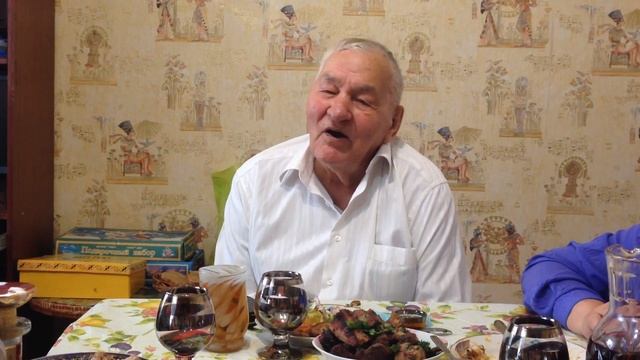 "Полюбил я девушку курносую..." смотреть онлайн