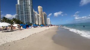 Как живут русские во Флориде. Пляж города Sunny Isles Beach