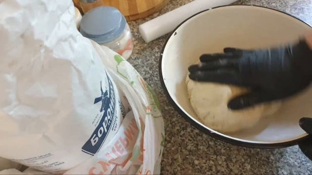 Лепешки с зеленым луком и сыром