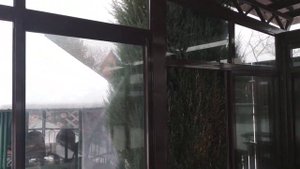 Остекление зимой. Новая Москва беседка с панорамным остеклением.