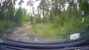 Учимся ездить по не большому бездорожью на Сузуки Лиана