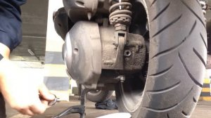 Как поменять трансмиссионное масло на Sym GTS250