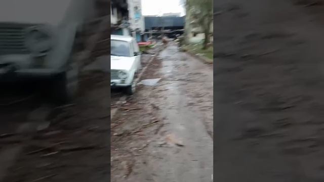 Артёмовск (Бахмут) состояние домов и военная техника в домах