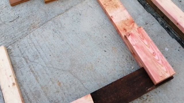 1.1 Каркасная баня 10х4.5. Установка лежней ( нижняя обвязка ). Крепление каркаса к бетонной плите.