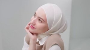 Elegant Cosmetics Bersama Hana Delisha