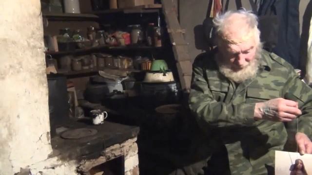 Алтайский Мудрец: как отливать воском - пример. Поговорим о пчёлах, пасеке и мёде - Володарский Б.И смотреть онлайн