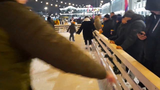 До Нового года можно еще многое успеть!!!Например научиться кататься на коньках