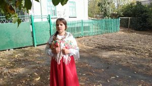 Сергей Есенин "В хате". Читает Харьковская Виктория