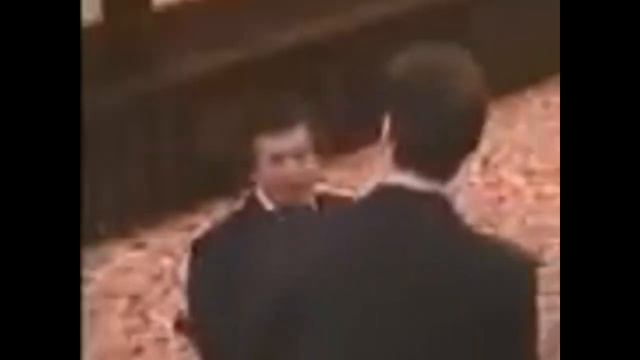 неизвестный инцидент в заведении для азартных игр смотреть онлайн