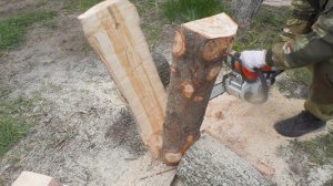 Брутальный стол из бревен в беседку своими руками Tisch aus Baumstämmen mit Kettensäge gemacht