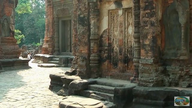 Камбоджа.Провинция Сием Рип.Ангкор.Храмы Баконг,Преах Ко,Лолей.м