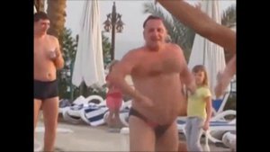 Лето солнце жара, танцуй до утра....