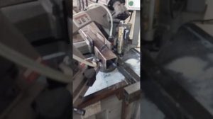 Резка металла ленточной пилой JET MBS-910CSE