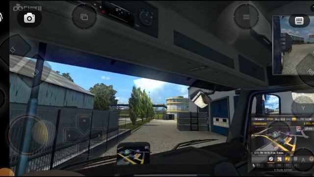 игра евро-трак симулятор 2. везём груз Вольво и на Мерседесе смотреть онлайн