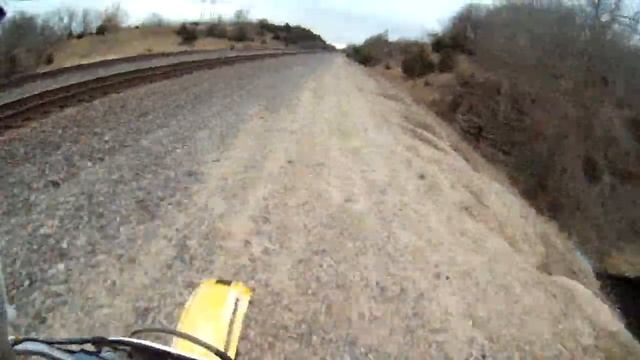 Riding my new 1999 RM250! смотреть онлайн