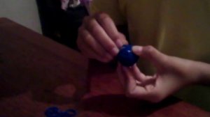 Делаем попрыгунчика из ризинок