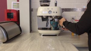 Smeg Manual Espresso Machine with Frother and Coffee Grinder Review