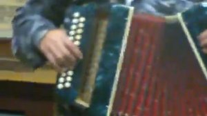 виртуоз зажигает на гармошке))))!!!!