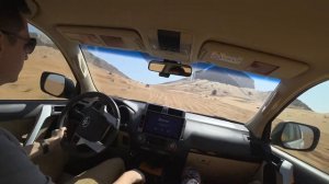 Оффроад в пустыне на стандартном Toyota Land Cruiser Prado V6 4.0. Fossil Rosk, Sharjah, UAE.