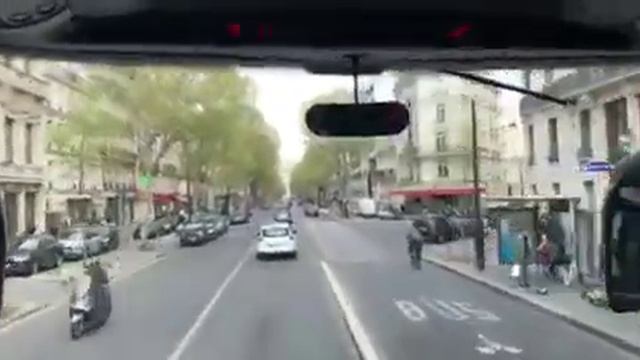 Экскурсия по Парижу. Триумфальная арка. Часть 1. смотреть онлайн