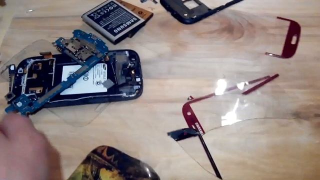 ЗАМЕНА ЗАЩИТНОГО СТЕКЛА НА SAMSUNG GALAXY S3 смотреть онлайн