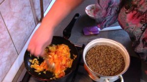ЧЕЧЕВИЦА по- южному с овощами и томатным соусом