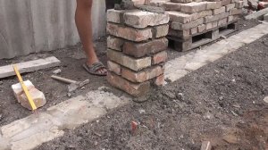 ПЕРЕМЫЧКИ НАД ГАРАЖНЫМИ ВОРОТАМИ. СТРОИТЕЛЬСТВО ГАРАЖА ПРОДВИГАЕТСЯ.