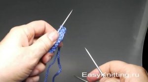 Простой двухцветный узор спицами