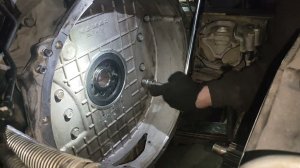 Замена прокладки картера маховика Камаз 740, установка маховика, сборка двигателя