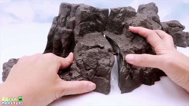 Bug Names For Kids Insects Toys Collection in Real life! Centipede snake tarantula mantis scorpion смотреть онлайн