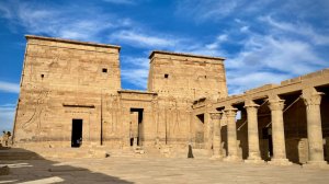 Храм Исиды на острове Филе в Асуане