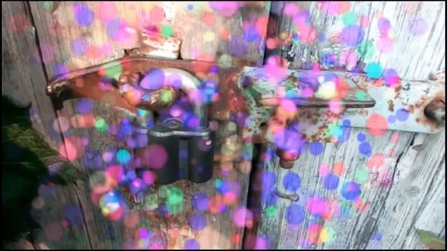 Таинственная дверь, которую нельзя открыть Mysterious door that does not open смотреть онлайн